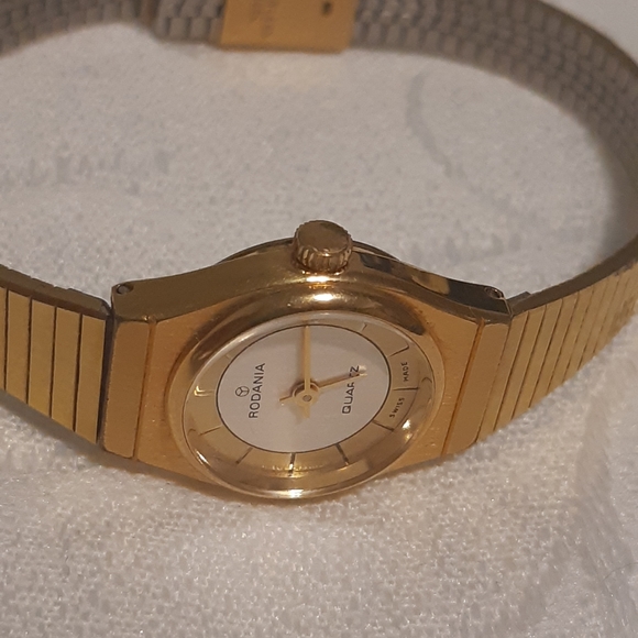 Womans Vintage Rodania Gold Tone Watch Length Is 7.5" Long - Picture 6 of 15